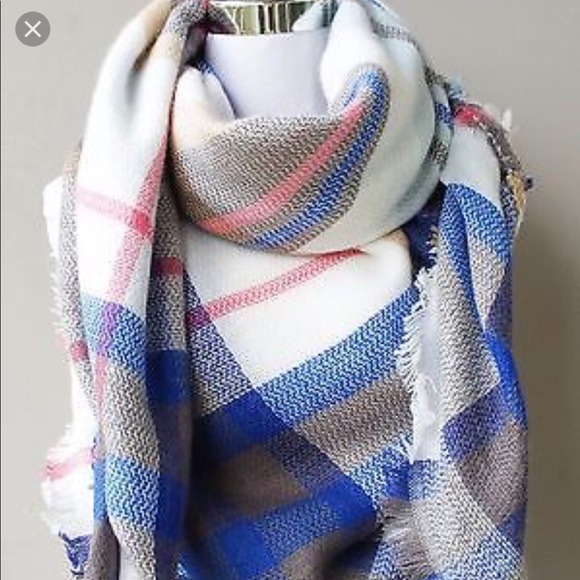 Plaid blanket scarf - Picture 3 of 4